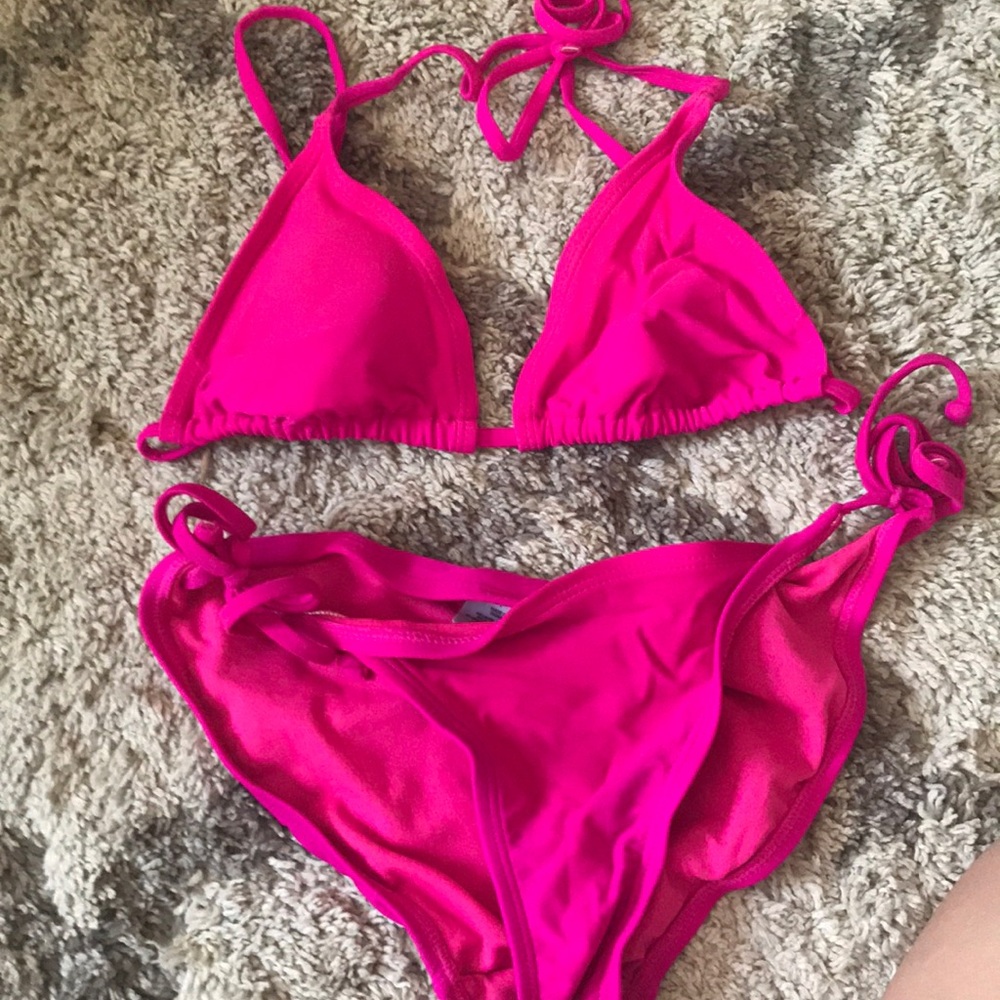 Sexy bright string bikini